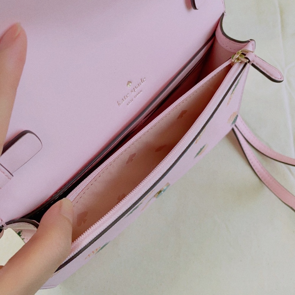 Kate Spade Staci pineapple crossbody - Picture 9 of 13